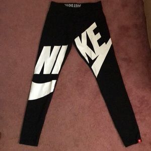 Nike workout leggings